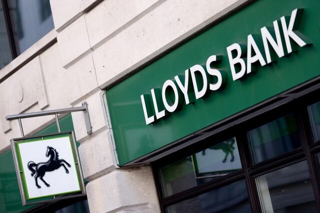 Lucro do Lloyds recua 15% até setembro para 4,5 mil milhões