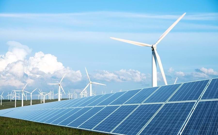 Segundo a AIE, as energias renováveis vão suplantar as fontes fósseis. 