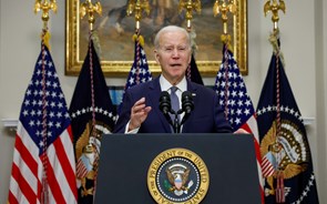 Joe Biden garante 'segurança' do sistema financeiro dos Estados Unidos