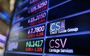 Credit Suisse recupera 19% em bolsa com apoio do banco central da Suíça