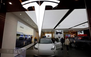 Portugueses compram um em cada 25 Teslas vendidos na Europa (Correção)
