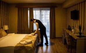 trabalhador, trabalho, quarto hotel, hotelaria 