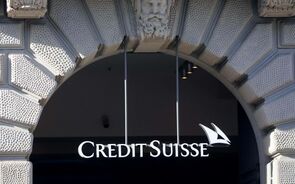 Subida do Credit Suisse dá ânimo à Europa e ofusca efeito BCE