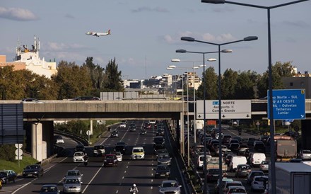 Isolamento acústico de edifícios junto ao aeroporto de Lisboa arranca no segundo semestre