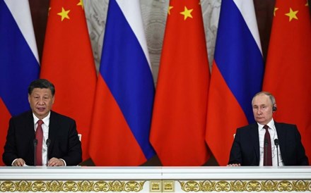 Inaugurado novo gasoduto Rota Oriental entre Rússia e China