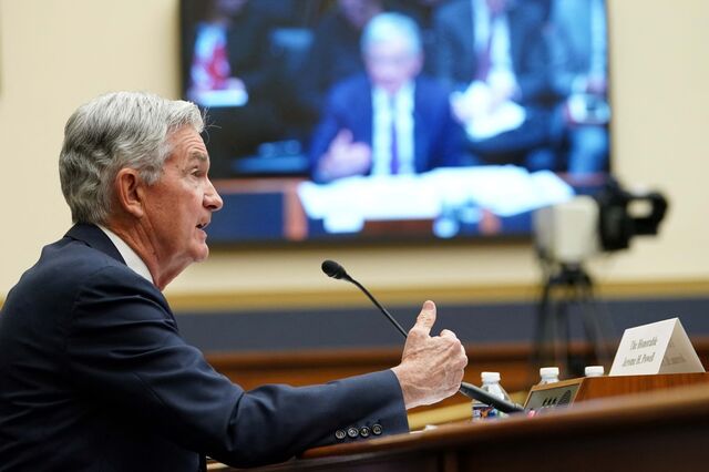'Vai demorar algum tempo' até que subidas de juros se façam sentir na inflação, alerta Powell
