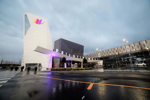 Sonae Sierra abre maior “shopping” do sudeste europeu