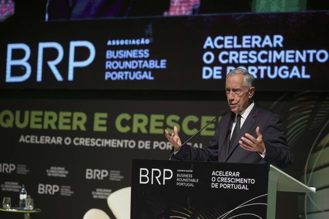 Marcelo lamenta 'sociedade civil fraca' e deixa apelo aos mais jovens