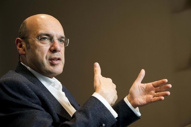 Siza Vieira: 'Nas telecomunicações normalmente os mercados têm poucos operadores'