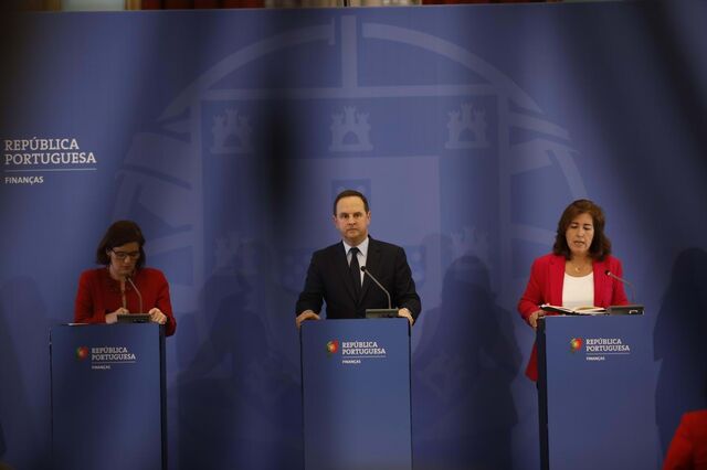 Governo recusa aumento intercalar do salário mínimo