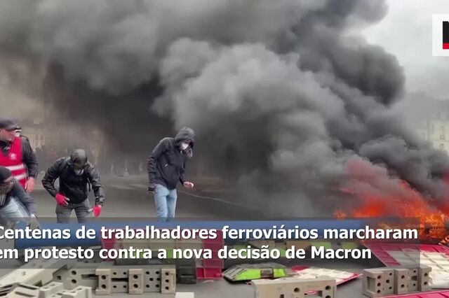 Protestos contra reforma de pensões voltam a aquecer em França