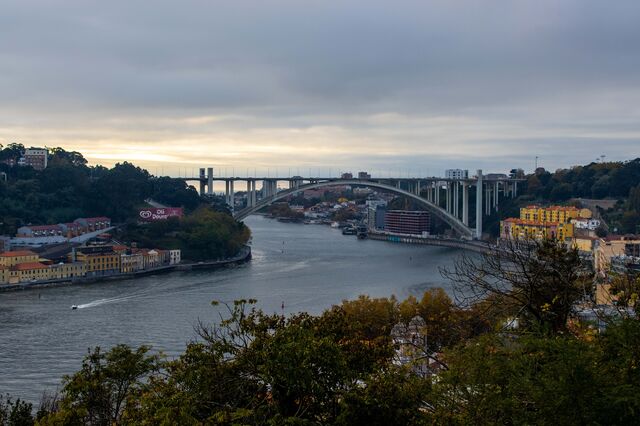 Assembleia Municipal do Porto aprova aumento da Taxa Turística para três euros