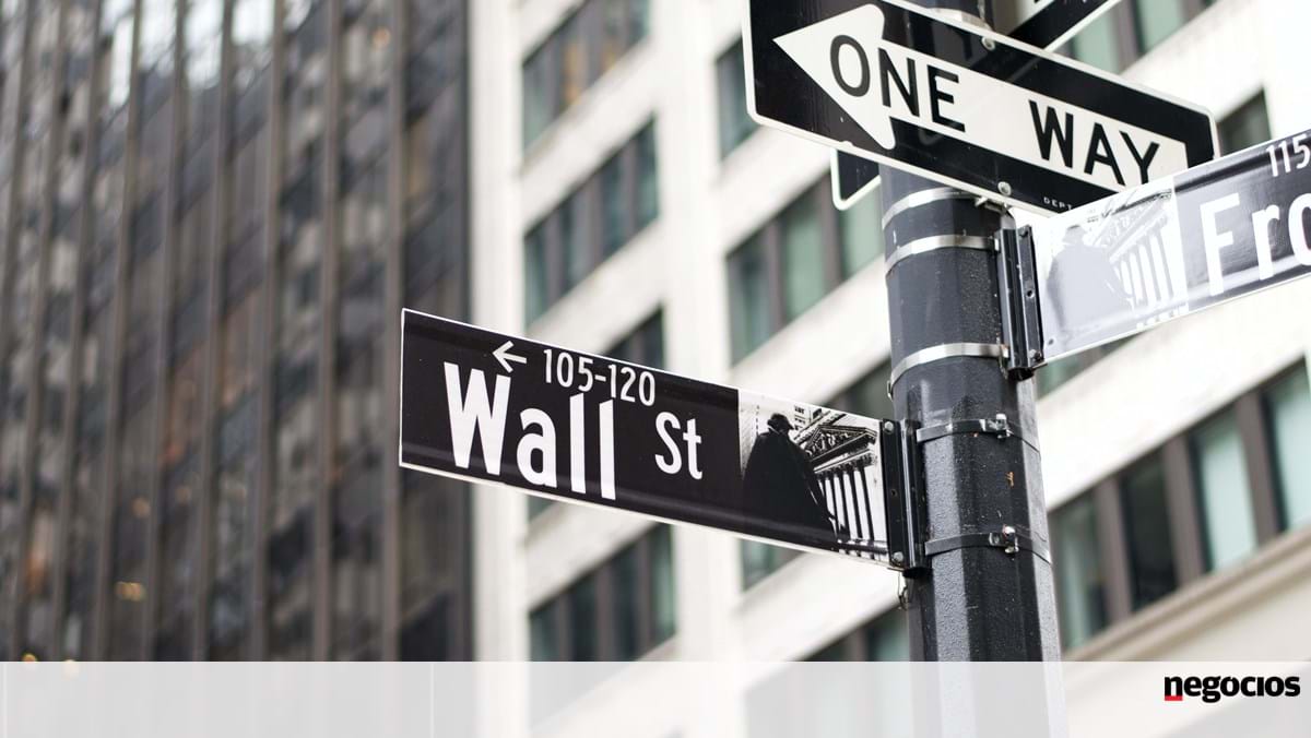 Wall Street closes in the red and interest rates rise with focus on Washington – Bolsa