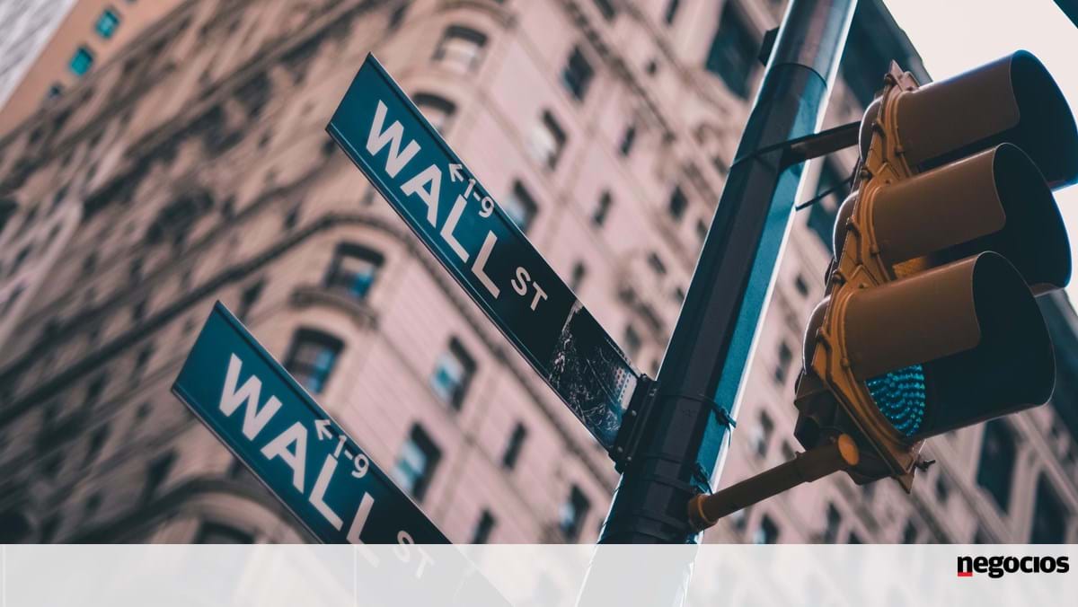 Wall Street closed in the green with the Nasdaq up more than 2%.  Coinbase up 18% – Exchange