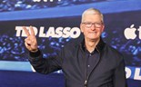 Apple bate novo recorde e está perto de valer 3 biliões de dólares em bolsa 