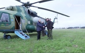 Ucrânia: Putin visita militares russos na região de Kherson