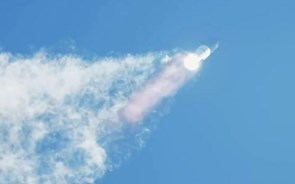 SpaceX consegue lançar foguetão Starship - que explodiu pouco depois 