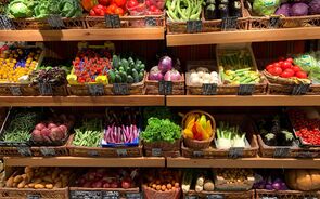 compras consumo supermercado comida alimentos fruta legumes
