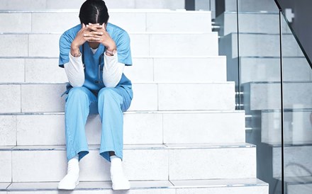 80% dos trabalhadores apresentam pelo menos um sintoma de 'burnout'