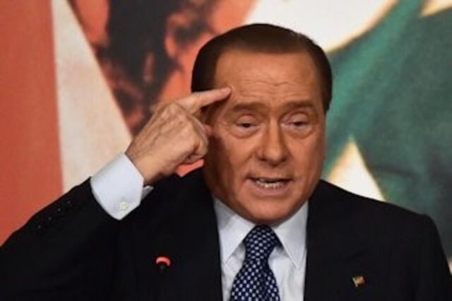 Silvio Berlusconi internado nos cuidados intensivos