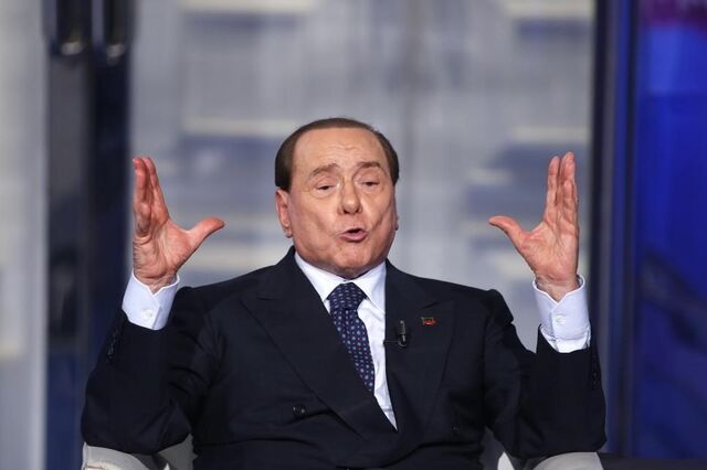 Antigo primeiro-ministro italiano Silvio Berlusconi diagnosticado com leucemia