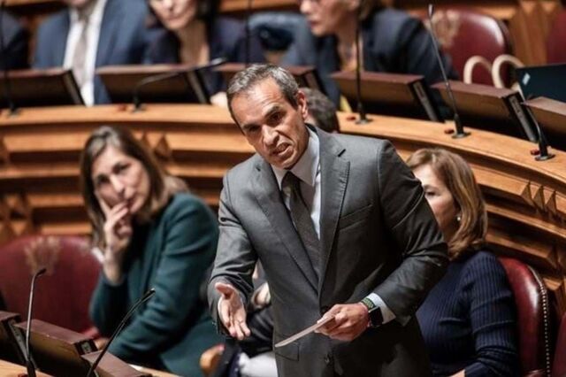 CGD perdoa dívida a deputado do PS. Carlos Pereira nega 