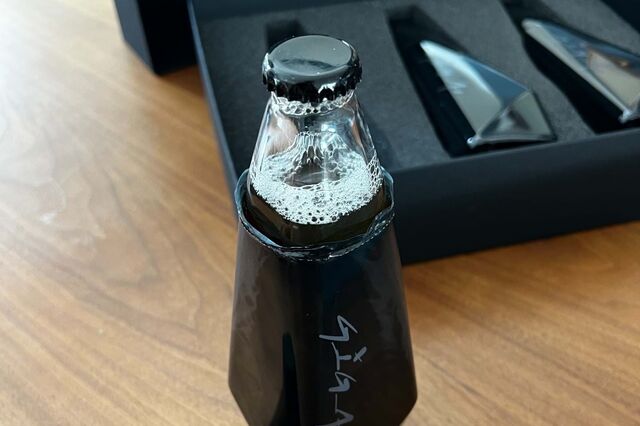 Tesla lança-se na cerveja e cada 'pack' de três custa 89 euros