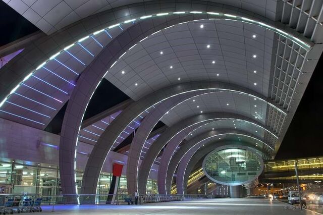 Aeroporto do Dubai retoma 'parcialmente' a atividade