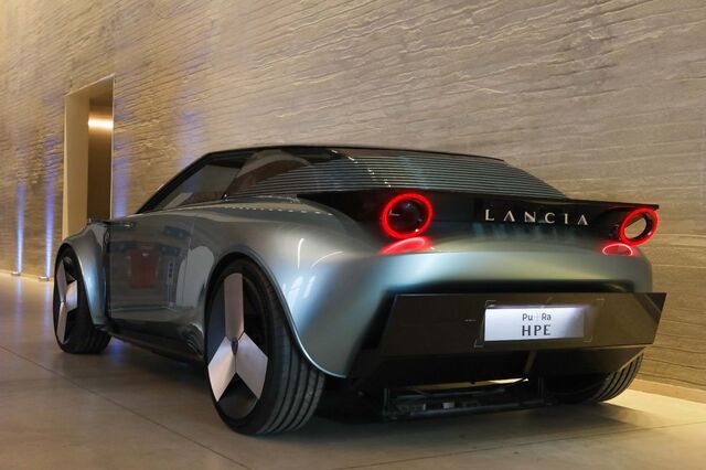 Lancia está de volta com o primeiro 100% elétrico