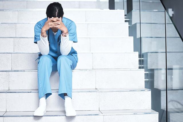 80% dos trabalhadores apresentam pelo menos um sintoma de 'burnout'