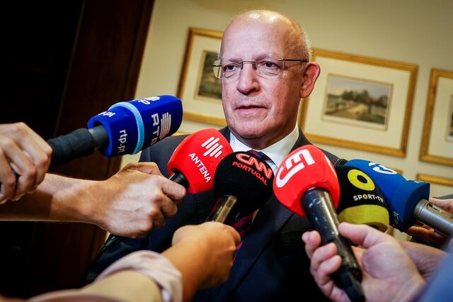 'Entidades reguladoras independentes de tudo menos do debate democrático', defende Santos Silva