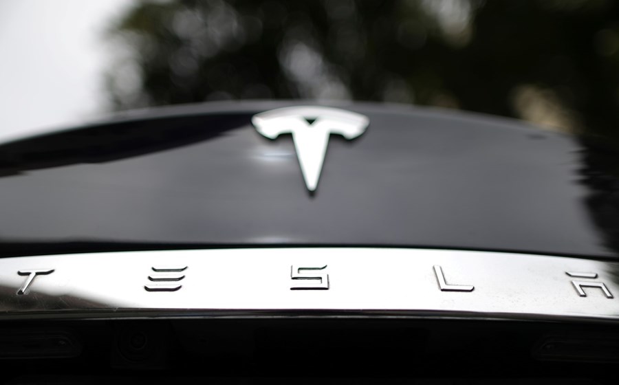 Ao fim de três meses, a Tesla está a apenas 519 veículos de igualar o recorde de entregas num ano alcançado em 2022.