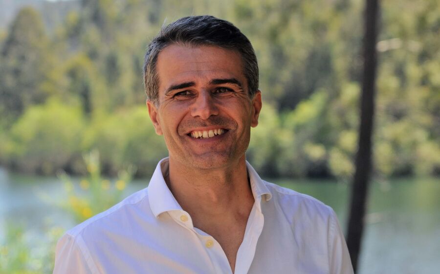 Gonçalo Almeida Simões, Biond