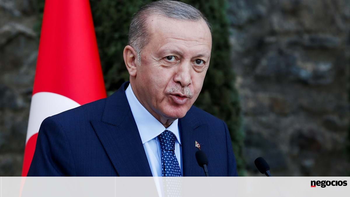 Turquía reitera sus críticas a Suecia que condiciona su membresía en la OTAN – Economía