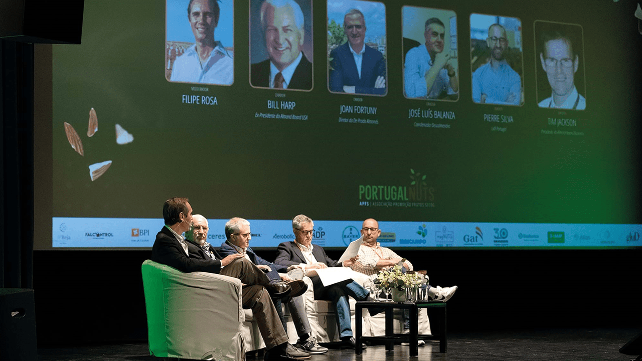 Bill Harp, Joan Fortuny, José Luis Balanza e Pierre Silva, moderados por Filipe Rosa, no painel dedicado aos mercados.

 