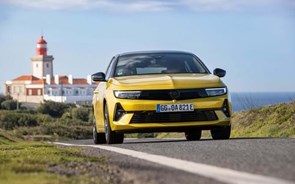 Opel Astra: Vale a pena ligá-lo à corrente?