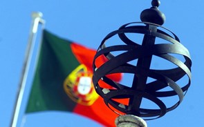 Portugal coloca 4 mil milhões de euros em dívida a 10 anos com juro de 2,948%