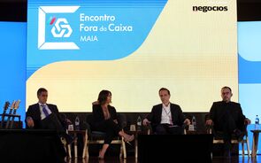Jacinto Reis Oliveira, Rui Correia, Sofia Koehler e Armando Santos, fora da caixa