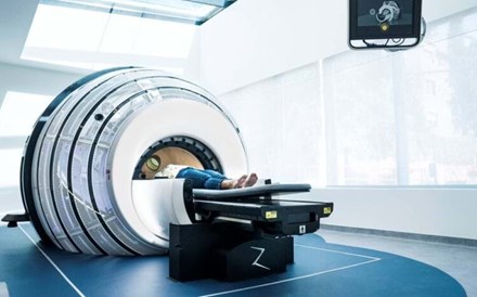 Fundo britânico compra líder portuguesa em radioterapia após aspirar a Sonorgás