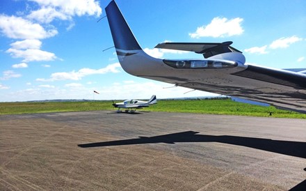 Nova taxa de carbono já está em vigor e incide sobre aviação ligeira e ultraligeira