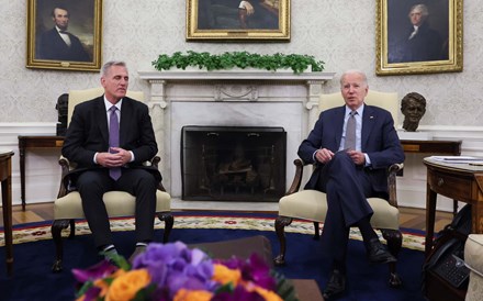 Reunião entre Biden e McCarthy termina sem acordo. Mas otimismo é agora maior