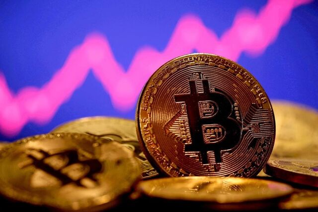 Bitcoin regista queda mais profunda em quatro meses. Investidores liquidam 289 milhões 