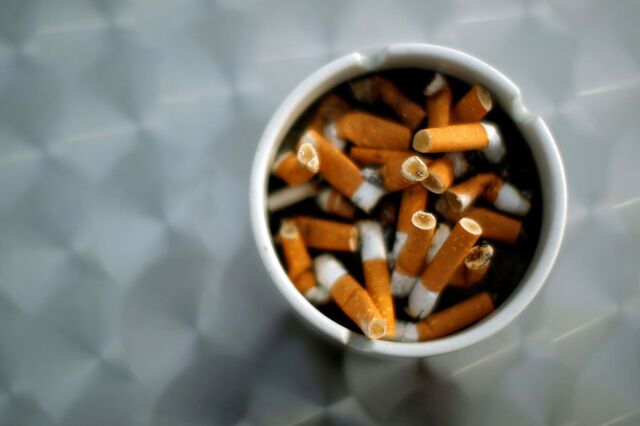 PS vai aprovar lei do tabaco. Oposição fala de 'proibicionismo'