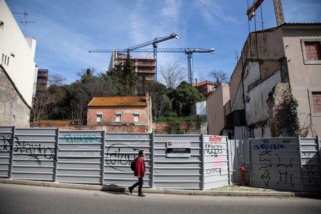 Produção na construção desacelera em abril na Zona Euro. Portugal avança 2,5% 