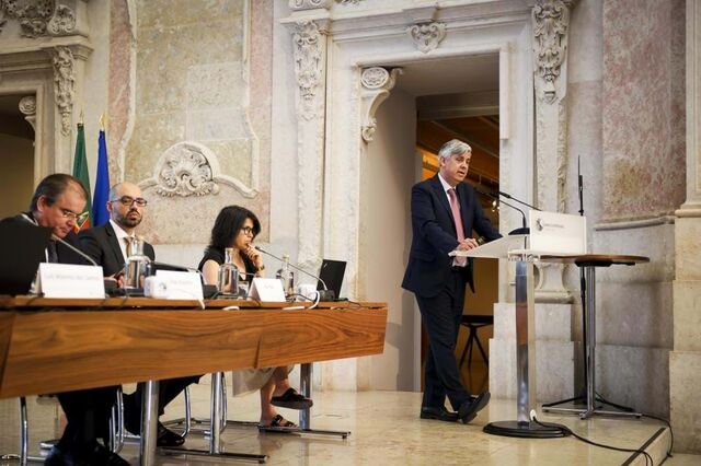 Banco de Portugal lucra 297 milhões de euros. Entrega ao Estado 371 milhões