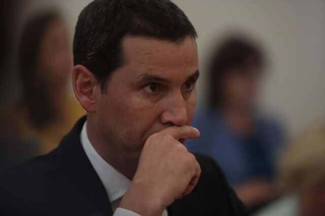 “Não menti. Não posso ter omitido uma reunião se não me foi perguntado”, diz Galamba