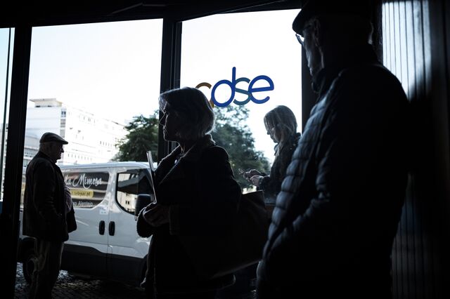 Pensionistas isentos de descontos para a ADSE caem 12% num ano