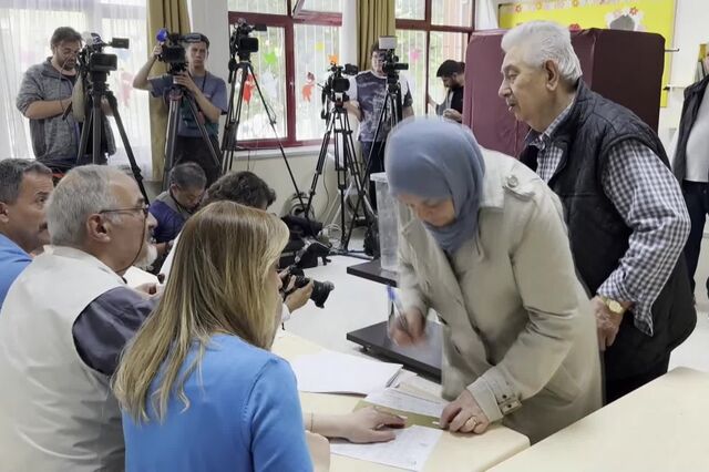 Oposição turca denuncia irregularidades na segunda volta das eleições presidenciais