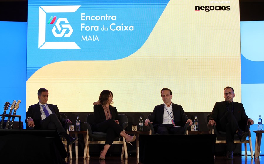 Jacinto Reis Oliveira, Rui Correia, Sofia Koehler e Armando Santos no debate sobre “ a geografia dos negócios no novo comércio global”.