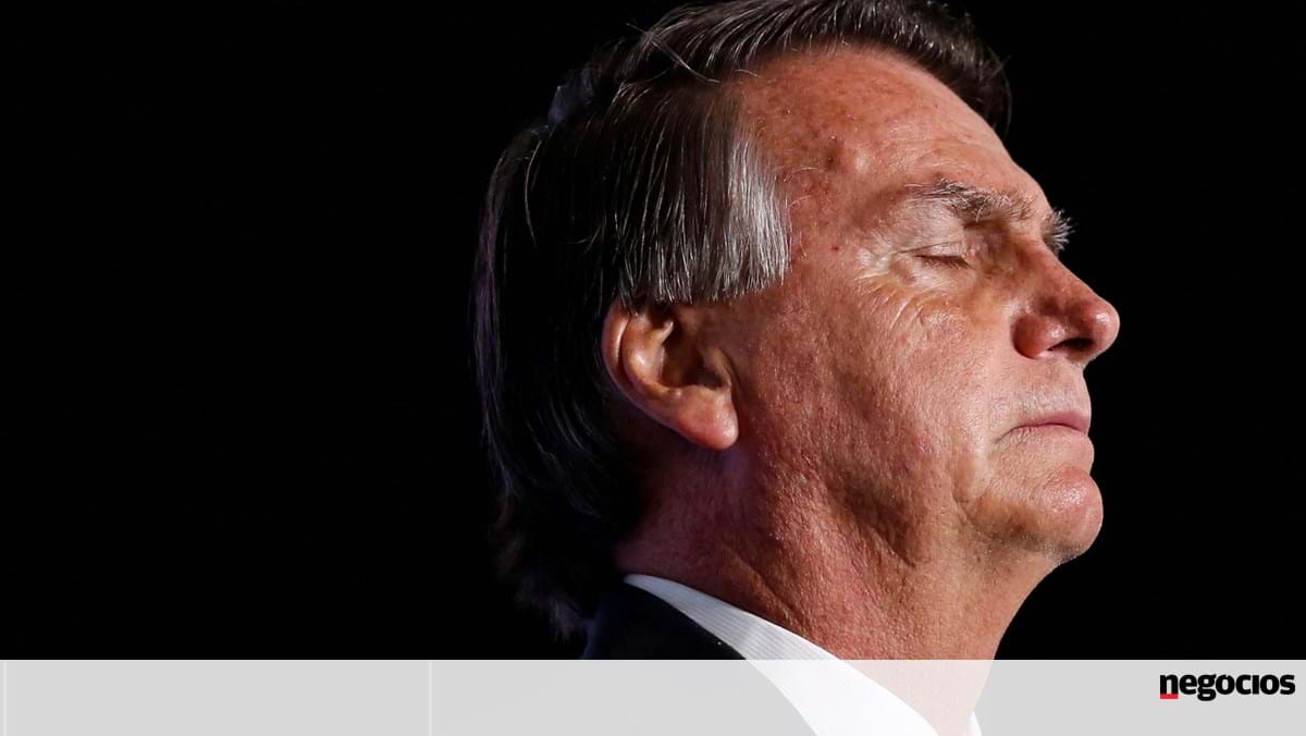 Eleições: Bolsonaro grava vídeo a manifestar apoio a André Ventura